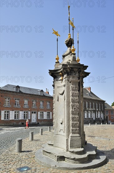 The fountain-pillory