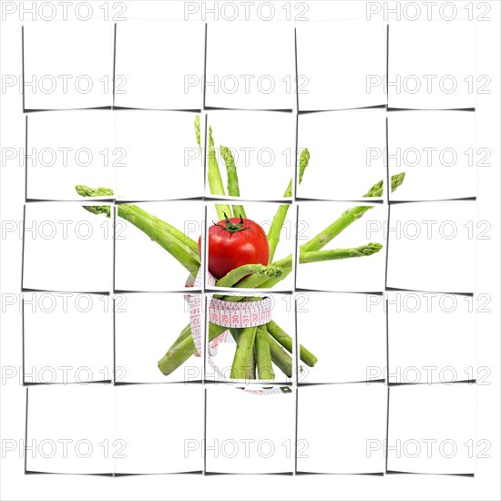 Asparagus and tomato with a meter around