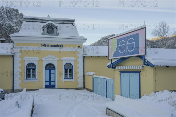 Entrance to the swimming pool in winter