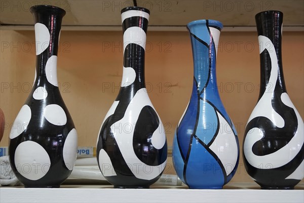 Vases, jugs, water jars, pottery, souvenirs, Trinidad, Cuba, Greater Antilles, Caribbean, Central America, America, Central America