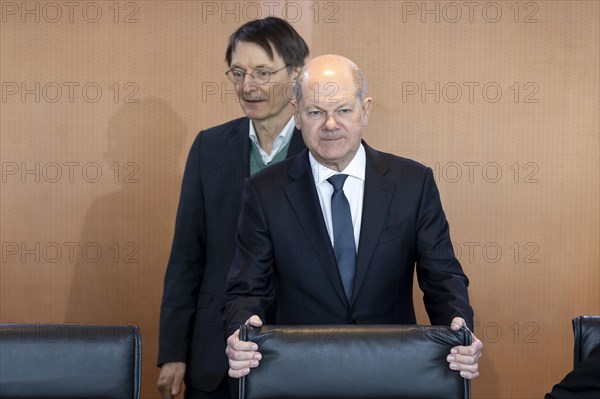 Federal Chancellor Olaf Scholz and Karl Lauterbach, Federal Minister of Health, on the sidelines of a cabinet meeting. Berlin, 20 March 2024