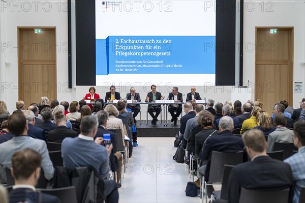 Talks on the key points of the Care Competence Act with Karl Lauterbach (SPD), Federal Minister of Health, with care associations, at the Federal Ministry of Health in Berlin, 20 March 2024