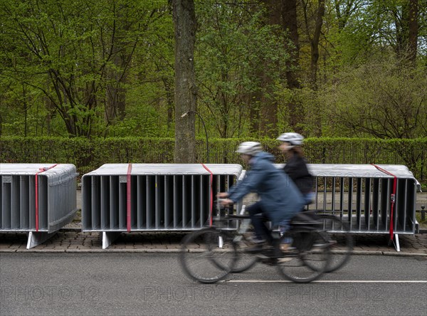 Barrier fences provided for a running event, Strasse des 17. Juni, Berlin, Germany, Europe