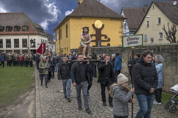 Historic Good Friday procession for 350 years with life-size wood-carved figures from the 18th century, Neunkirchen am Brand, Middle Franconia, Bavaria, Germany, Europe