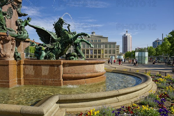 Mendebrunnen, Leipzig Opera House and Winter Garden Tower, Augustusplatz, Leipzig, Saxony, Germany, Europe