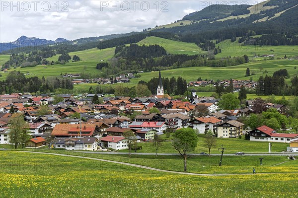 View of Fish im Allgaeu, Oberallgaeu, Allgaeu, Bavaria, Germanychen im Allgaeu