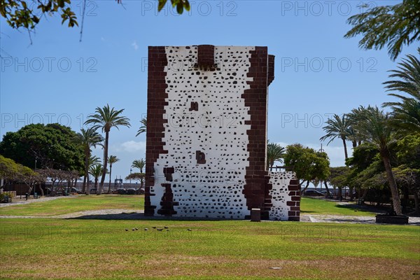 Torre del Conde, Tower of the Count, medieval tower in the park, Parque de la Torre, San Sebastian de La Gomera, La Gomera, Canary Islands, Spain, Europe