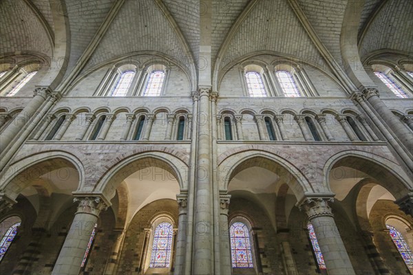 Romanesque facade between the nave and aisle in the nave, Romanesque-Gothic Saint-Julien du Mans Cathedral, Le Mans, Sarthe department, Pays de la Loire region, France, Europe