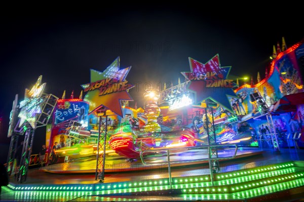 Spring Festival of the Dresden Showmen on the fairgrounds at the Marienbruecke, Dresden, Saxony, Germany, Europe