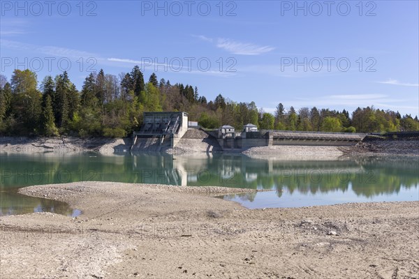 Lech barrage at Forggensee, Lech, power station, head reservoir, flood protection, flood regulation, energy generation, energy storage, gravel bank, partially drained, Rosshaupten, Ostallgaeu, Allgaeu, Bavaria, Germany, Europe