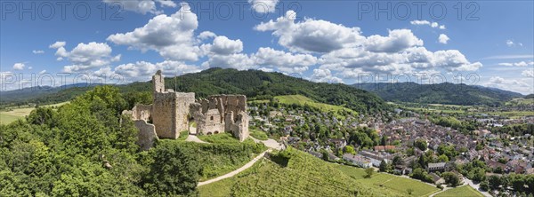 Aerial view, panorama of Staufen Castle, on a vineyard, Schlossberg, Staufen im Breisgau, Markgraeflerland, Black Forest, Baden-Wuerttemberg, Germany, Europe