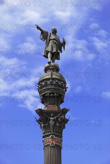 Monument a Colom, Columbus Column, Barcelona, Catalonia, Spain, Europe, A statue of Christopher Columbus on a tall ornate column in front of the sky, Europe