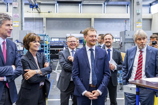 Minister President Michael Kretschmer visited TRUMPF Sachsen SE in Neukirch. After being welcomed by Dr Nicola Leibinger-Kammueller, CEO of TRUMPF SE + Co KG, and Dr Mathias Kammueller, CDO of TRUMPF SE + Co KG, the Minister-President talked to those present and took part in a tour of the company. The company is one of the international market and technology leaders in the field of machine tools and lasers for industrial production, Neukirch/Lausitz, Saxony, Germany, Europe