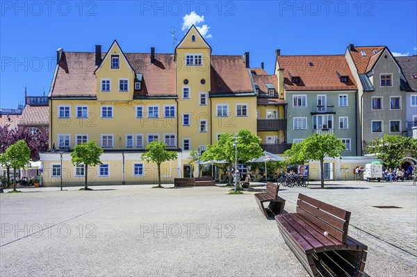 Pointed gable facades on Sanlt-Mang-Platz, with space for text, Kempten, Allgaeu, Bavaria, Germany, Europe