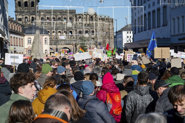 Protest against right wing AFD in Trier, Germany, 28.01.2024, demonstration for human rights, no discrimination and racism, diversity, humanitarian, multiethnic crowd, Europe