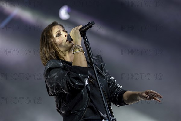 Stefanie Kloss, singer of Silbermond live on Auf Auf, Sommer 2024 Tour at the sold-out Waschhaus Open Air, Potsdam, 03/08/2024