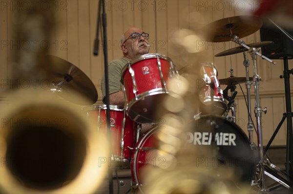 Drummer, Drummer Peter Wagner of the jazz band LoT Late on Tuesday, cigarette, Stuttgart, Baden-Württemberg, Germany, Europe