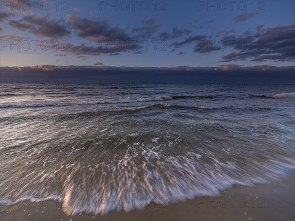 Sandy beach beach on the island of Usedom on the Baltic Sea at sunset, Zempin, Mecklenburg-Western Pomerania, Germany, Europe