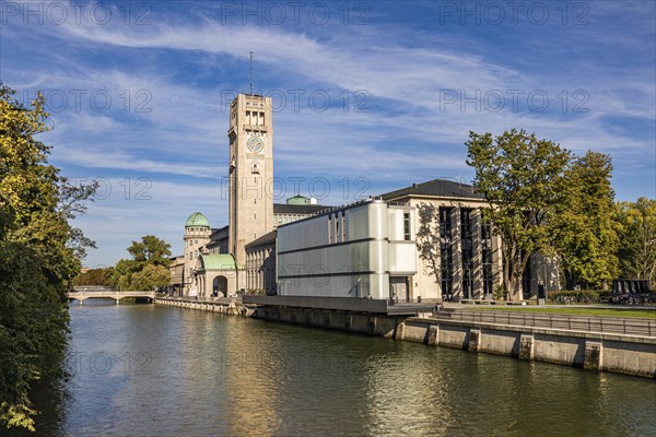 Isar and Deutsches Museum on the Museum Island, Munich, Bavaria, Germany, Europe