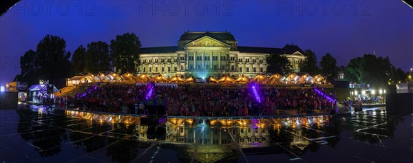 DEU Sachsen Dresden Public Viewing in Dresden Public Viewing on the banks of the Elbe in Dresden on the grounds of the FilmnÃ¤chte am Elbufer, where thousands of fans cheer for their team as the matches from Brazil are broadcast on the big screen