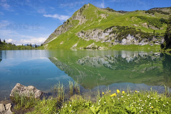 Seealpsee and Seeköpfel, 1919m, AllgÃ¤u Alps, AllgÃ¤u, Bavaria, Germany, Europe