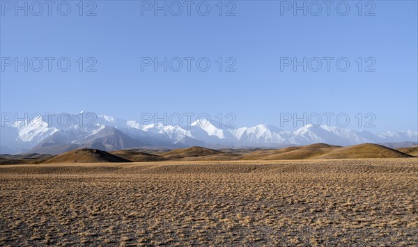 Snow-capped mountains, Pamir Mountains with Lenin Peak, high mountains, Transalai Range, Alay District, Kyrgyzstan, Asia