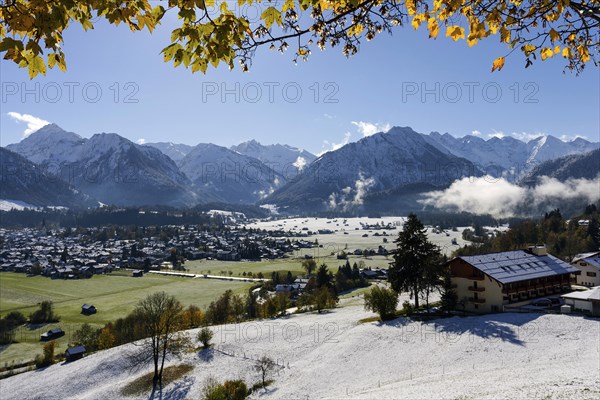 View of Oberstdorf and the AllgÃ¤u Alps from the AllgÃ¤uer Bergbad, OberallgÃ¤u, Bavaria, Germany, Europe