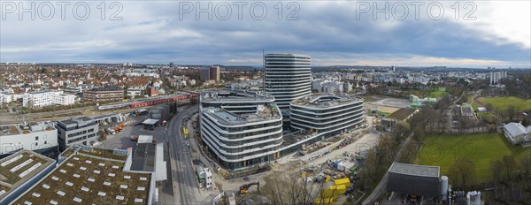 Allianz Park Stuttgart-Vaihingen. The high-rise building has 17 floors and is flanked by two neighbouring buildings. The campus-like ensemble is designed for 4, 500 employees. Because 90 per cent of employees work from home at least some of the time, the need for office space is reduced, Stuttgart, Baden-Württemberg, Germany, Europe