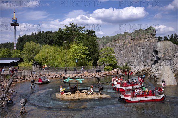 Captain Nick's Pirate Battle, Land of the Pirates, Lookout Tower, LEGOLAND theme park, Germany, Günzburg, Bavaria, Germany, Europe