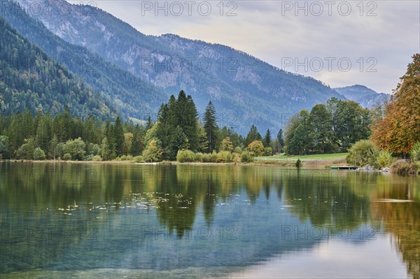 Hintersee in autumn colours, Ramsau, Berchtesgaden National Park, Berchtesgadener Land district, Upper Bavaria, Bavaria, Germany, Europe