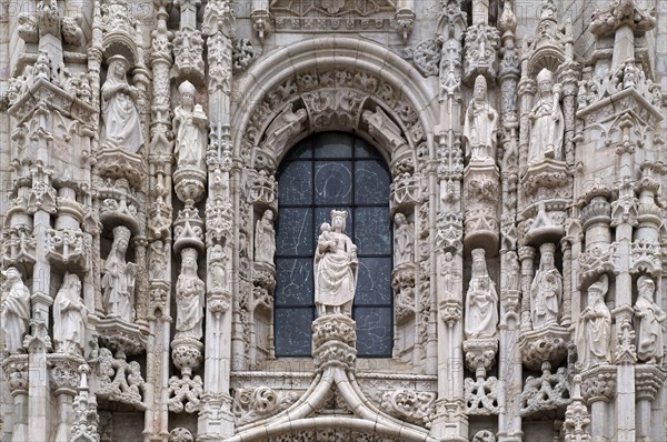 South portal, Hieronymite monastery Mosteiro dos Jeronimos, also known as Mosteiro de Belém, Belém, Lisbon, Portugal, Europe