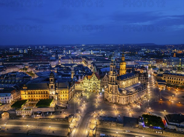 Theatre Square, Court Church, Residential Palace on the Elbe with Brühl's Terrace, StÃ¤ndehaus and Augustus Bridge, Dresden, Saxony, Germany, Europe