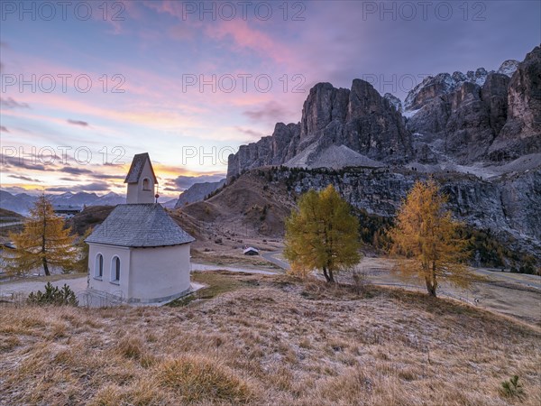 Chapel at the Gardena Pass, sunrise, autumn, Passo Gardena, Sella Group, Dolomites, South Tyrol