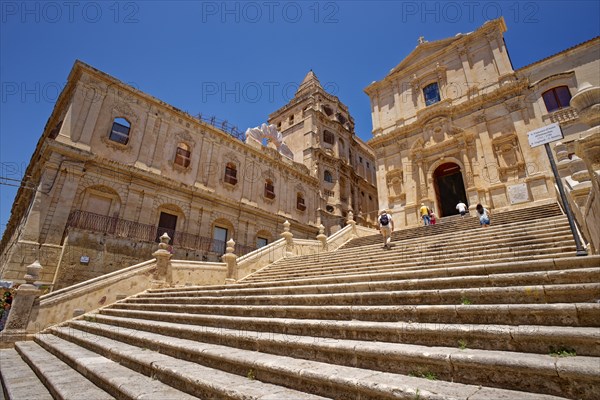 Chiesa di San Francesco d'Assisi all'Immacolata, the Sicilian Baroque-style church of St Francis of Assisi dedicated to the Immaculate Conception, with a huge flight of steps. The historic centre of Noto is a UNESCO World Heritage Site. Noto, Sicily, Italy, Southern Europe, Europe