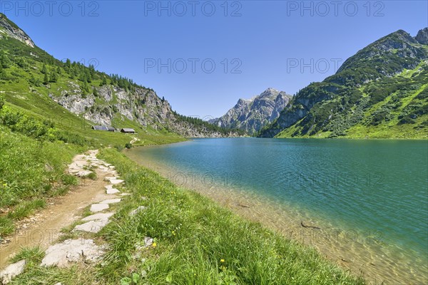 Hiking trail at Tappenkarsee, Raucheck and Wildkarhöhe, alpine pasture, mountain lake, Radstätter Tauern, landscape conservation area, Kleinarl, Pongau, Salzburg