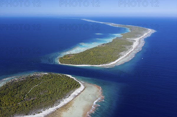 Almonu Pass in Apataki Atoll, Tuamotu Archipelago, French Polynesia, Oceania