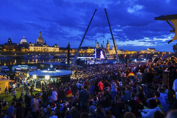 DEU Sachsen Dresden Public Viewing in Dresden Public Viewing on the banks of the Elbe in Dresden on the grounds of the Filmnächte am Elbufer, when the matches from Brazil are broadcast on the big screen, thousands of fans cheer for their team and experience the victory of the DFB Elf