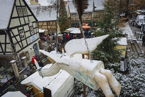 Still an insider tip, the small Christmas market on Körnerplatz, organised by Elbhangfest e.V