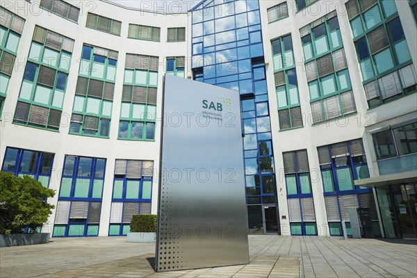 The Sächsische Aufbaubank - Förderbank -, or SAB for short, was founded in 1991 and is the state development institution of the Free State of Saxony. The Free State of Saxony has assumed the guarantor's liability and the maintenance obligation