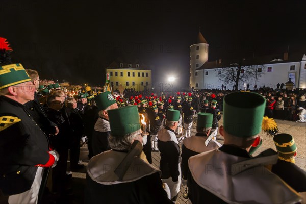 Miners pay their respects on the Schlossplatz