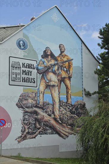 Mural with Winnetou and Old Shatterhand, Western, feature film, characters, Indians, famous, Karl May, graffiti, street art, Hohenstein-Ernstthal, Saxony, Germany, Europe