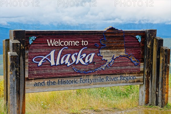 Welcome sign when entering Alaska, coming from Canada, Yukon Territory, North Alaska, Alaska, USA, North America