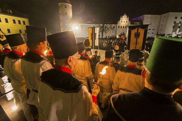 Miners pay their respects on the Schlossplatz