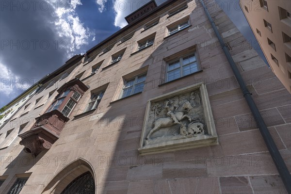 House sign, Weinmarkt 6, Nuremberg, Middle Franconia, Bavaria, Germany, Europe