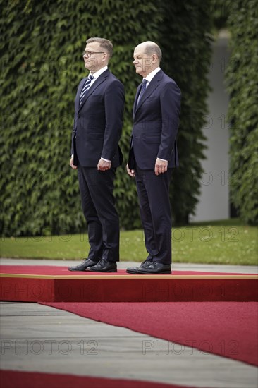 (R-L) Olaf Scholz, Federal Chancellor, receives. Petteri Orpo, Prime Minister of the Republic of Finland, with military honours at the Federal Chancellery. Berlin, 14.07.2023., Berlin, Germany, Europe