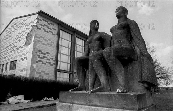 Germany, Berlin, 28 March 1991, Athlete sculpture in front of a building on the grounds of the former Dynamo club, Europe