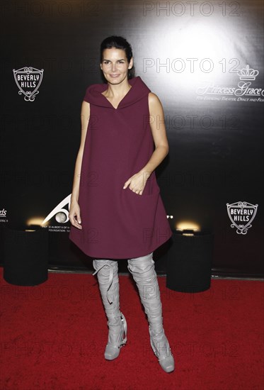 Angie Harmon at the Rodeo Drive Walk of Style Award honoring Princess Grace Kelly of Monaco and Cartier held in Beverly Hills, USA on October 22, 2009