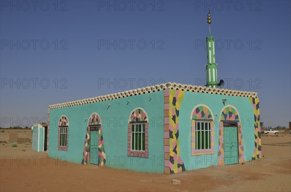 Sufi Gadria Mokakshfia Mosque, typical colourful Nubian pattern, Al Dabbah, Northern State, Nubia, Sudan, Africa