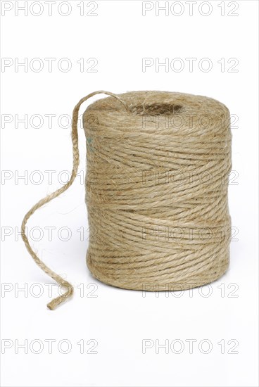 Roll of jute string, jute thread, jute fibre, bast fibre, natural fibre, yarn, cord, plant fibre