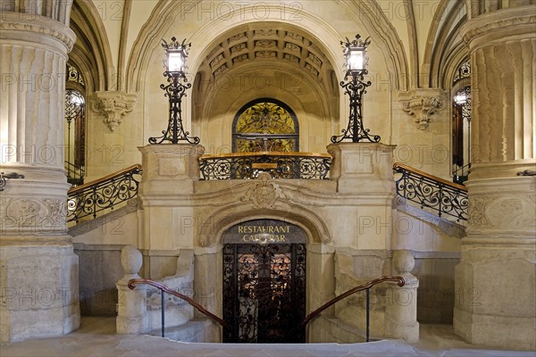 Columned hall with hallway leading to the Hamburg Parliament and hallway leading to the restaurant, City Hall, Hamburg, Germany, Europe